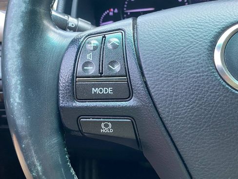 Used 2015 Lexus LS 460 w/ Comfort Package RWD image 26