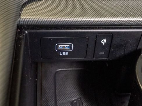 Used 2024 Hyundai Palisade SEL FWD image 19