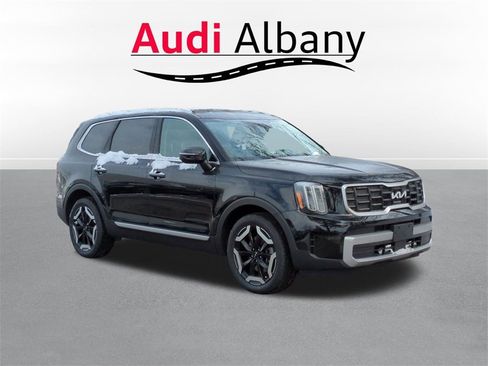 Used 2023 Kia Telluride S image 8