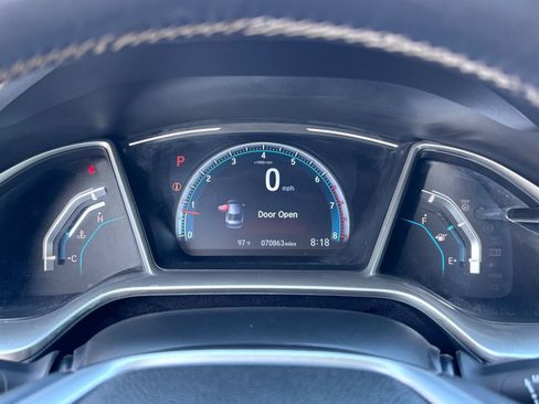 Certified 2019 Honda Civic Touring image 23