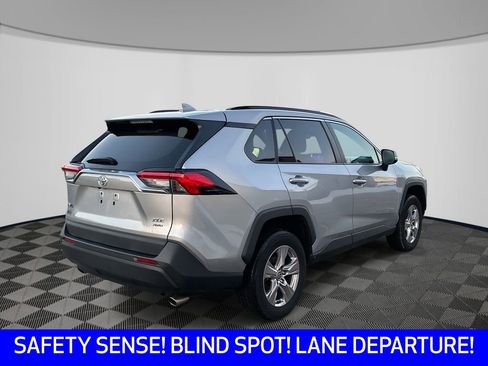 Used 2023 Toyota RAV4 XLE image 7
