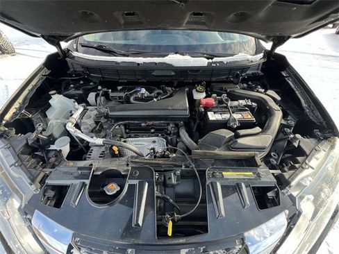 Used 2020 Nissan Rogue SV image 13