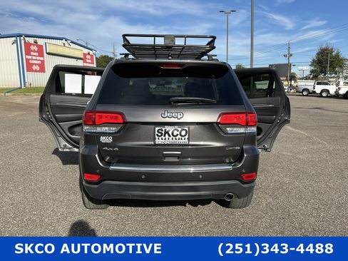 Used 2021 Jeep Grand Cherokee Limited image 32