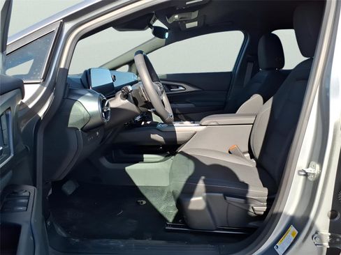 New 2026 Chevrolet Equinox EV LT w/ LPO, All-Weather Mat Package image 15