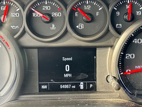 Used 2019 Chevrolet Silverado 1500 Custom w/ Custom Value Package image 18