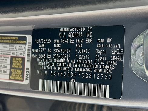 Used 2025 Kia Sportage LX FWD image 12