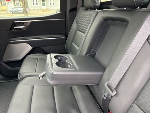 Used 2024 GMC Sierra EV Denali image 15