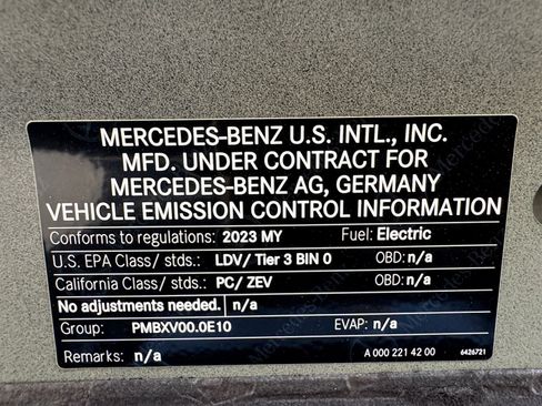 Used 2023 Mercedes-Benz EQE 350+ SUV w/ Exclusive Trim Package image 21