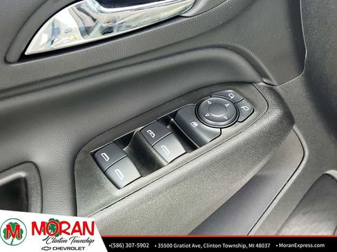 Used 2024 Chevrolet Equinox LT image 16