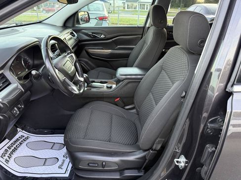 Used 2019 GMC Acadia SLE FWD image 8