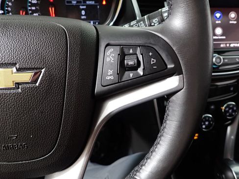 Used 2020 Chevrolet Trax Premier w/ LPO, Protection Package FWD image 31