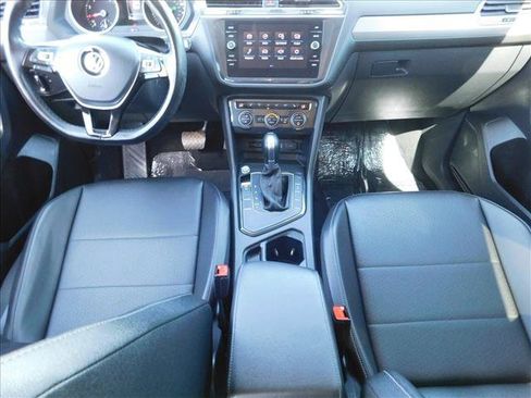 Used 2019 Volkswagen Tiguan SE FWD image 23
