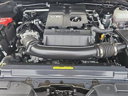 Used 2023 Nissan Frontier PRO-4X w/ Pro-4X Premium Package image 23