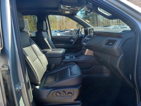 Used 2023 Chevrolet Suburban High Country w/ Premium Package 2 image 27