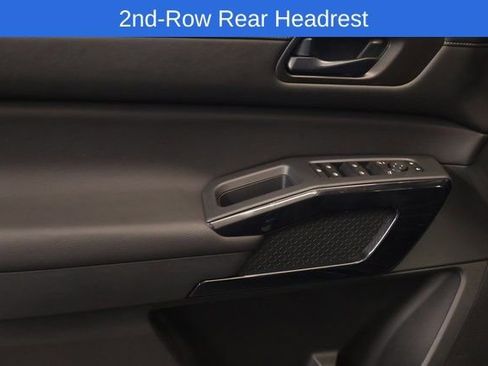 Certified 2025 Nissan Pathfinder SV w/ SV Premium Package image 8