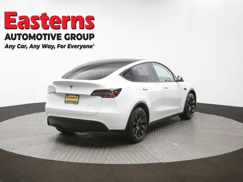 Used 2021 Tesla Model Y Long Range image 37