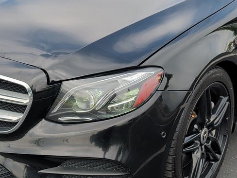 Used 2020 Mercedes-Benz E 350 Sedan image 16