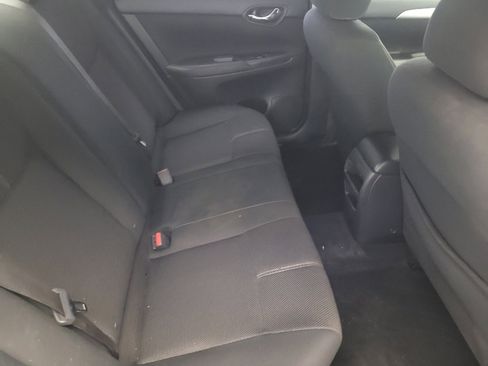 Used 2017 Nissan Sentra S image 19