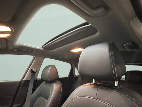 Used 2020 Hyundai Kona Ultimate image 11