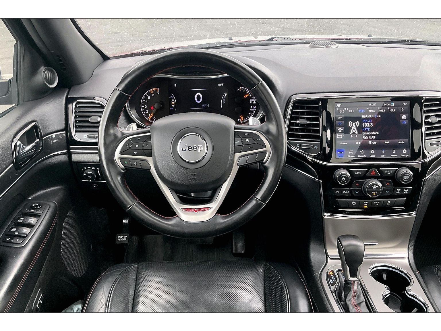 Used 2021 Jeep Grand Cherokee Trailhawk w/ Trailhawk Luxury Group AWD/4WD image 5