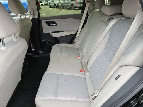 Used 2023 Nissan Rogue SV image 8