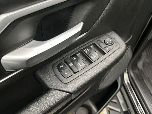 Certified 2022 RAM 1500 Big Horn image 17