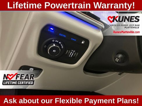 Used 2022 Jeep Grand Cherokee Summit w/ Advanced Protech Group IV image 13