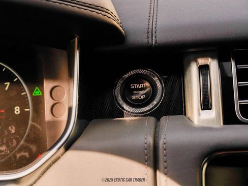 Used 2017 Land Rover Range Rover LWB SV Autobiography image 22