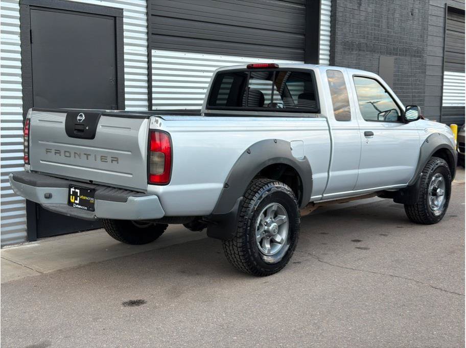 Used 2001 Nissan Frontier XE AWD/4WD image 9