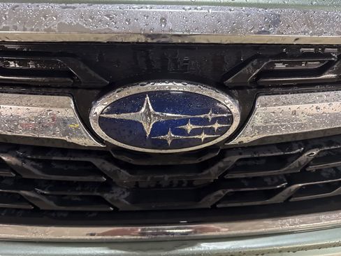 Used 2017 Subaru Forester 2.5i Premium AWD/4WD image 11