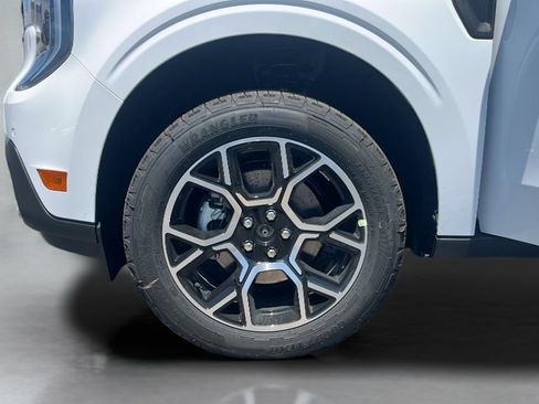 New 2026 Ford Maverick Lariat AWD/4WD image 30