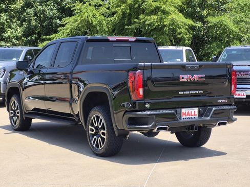 Certified 2023 GMC Sierra 1500 AT4 w/ AT4 Premium Package AWD/4WD image 4