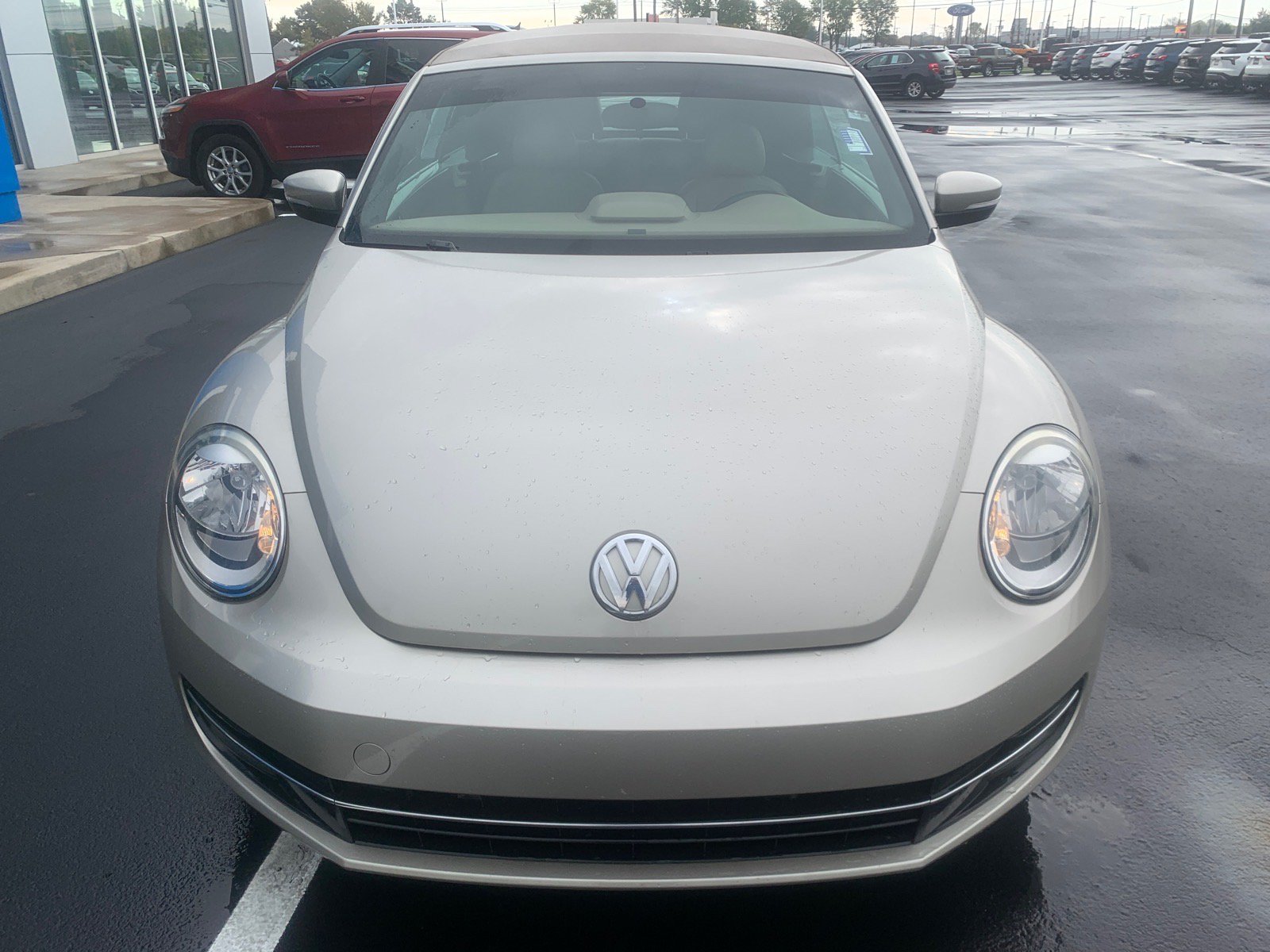 Used 2015 Volkswagen Beetle TDI FWD image 2