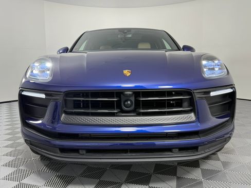 New 2025 Porsche Macan image 6