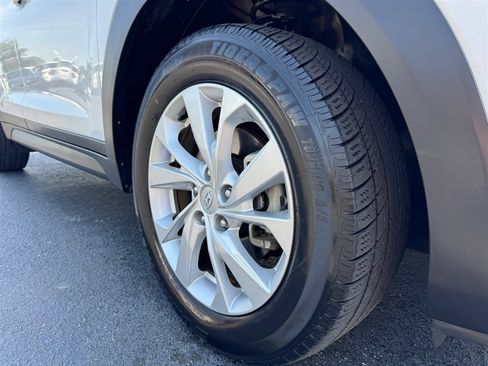 Used 2019 Hyundai Tucson Value w/ Cargo Package image 9