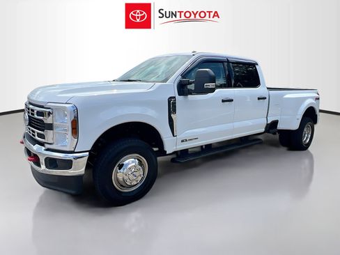 Used 2025 Ford F350 XLT AWD/4WD image 9