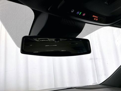 Used 2023 Chevrolet Tahoe LT w/ Luxury Package image 17