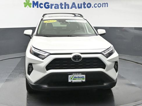 Used 2022 Toyota RAV4 XLE Premium AWD/4WD image 5