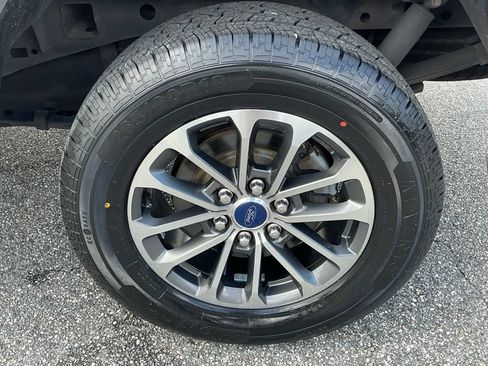 Used 2018 Ford F150 XLT w/ Equipment Group 302A Luxury RWD image 22