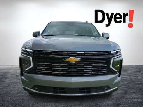 Used 2025 Chevrolet Tahoe High Country RWD image 9