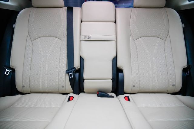 Used 2022 Lexus RX 450h AWD w/ Luxury Package image 16