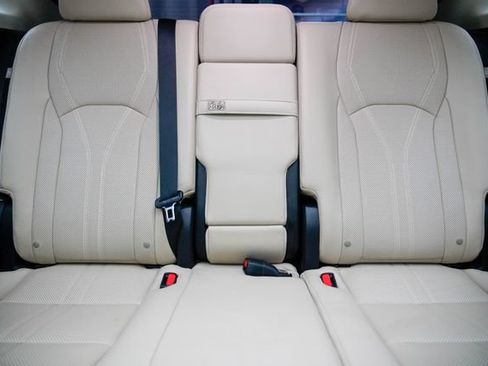 Used 2022 Lexus RX 450h AWD w/ Luxury Package image 16
