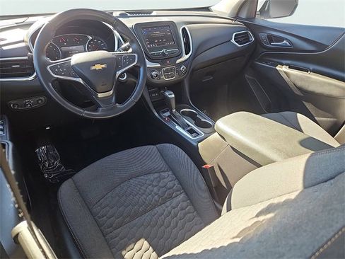 Used 2021 Chevrolet Equinox LT image 11