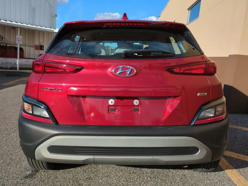 Certified 2023 Hyundai Kona SE image 5