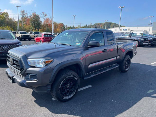 Used 2020 Toyota Tacoma SR w/ SX Package AWD/4WD image 3