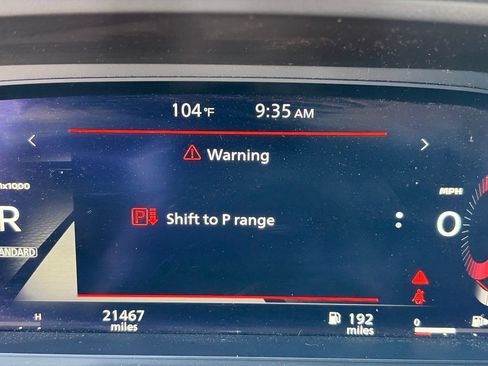 Certified 2025 Nissan Rogue Platinum FWD image 31