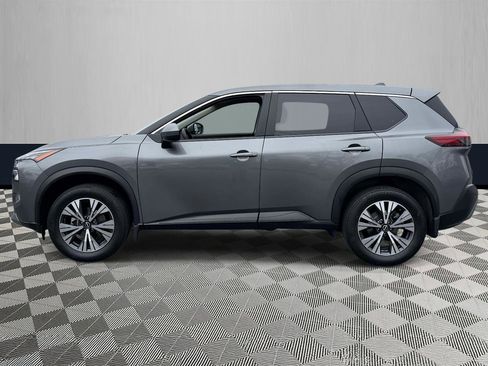 Used 2023 Nissan Rogue SV AWD/4WD image 3