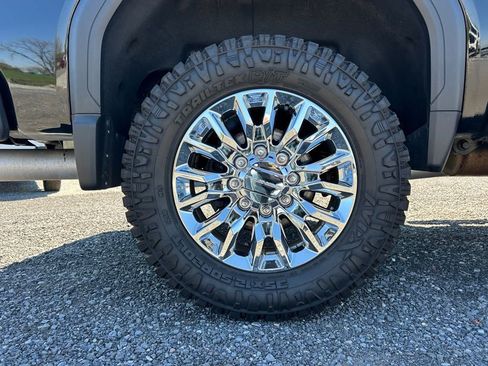Used 2024 GMC Sierra 2500 Denali AWD/4WD image 21