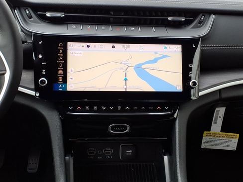 New 2026 Jeep Grand Cherokee Altitude AWD/4WD image 9