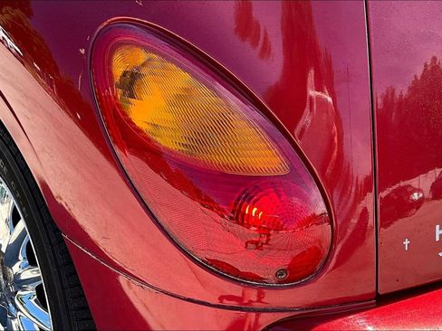 Used 2005 Chrysler PT Cruiser Touring FWD image 30